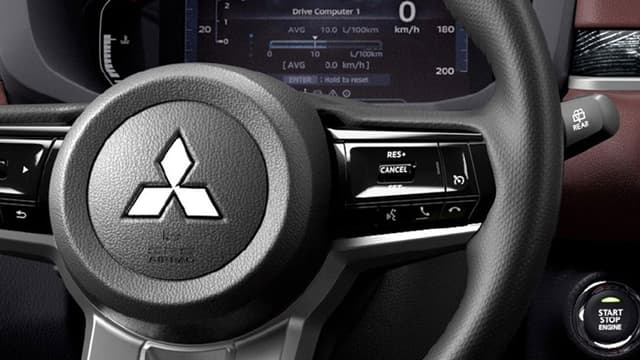 Hệ thống điều khiển hành trình Cruise Control​​\nGiúp duy trì tốc độ ổn định mà không phải đặt chân lên bàn đạp ga, giúp việc lái xe trở nên thoải mái và thư giãn hơn, đặc biệt trên hành trình dài.​​