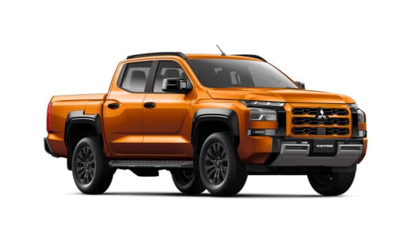 Xe MITSUBISHI TRITON