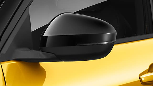 Gương chiếu hậu chỉnh điện \nGương chiếu hậu chỉnh điện thuận tiện.